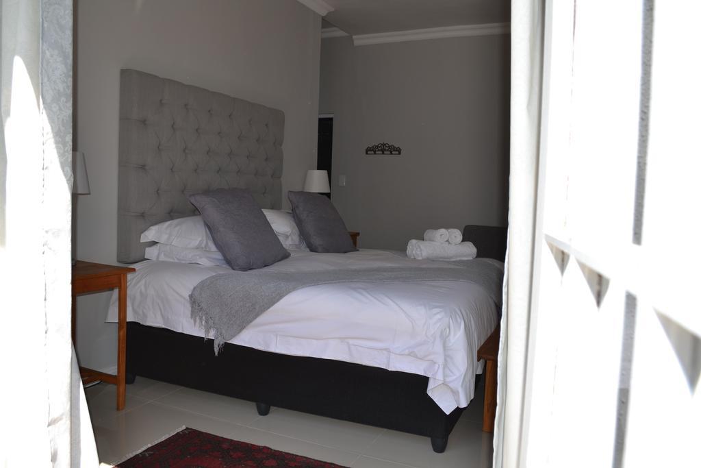 The Garden Shed Guest House Wellington Exteriör bild