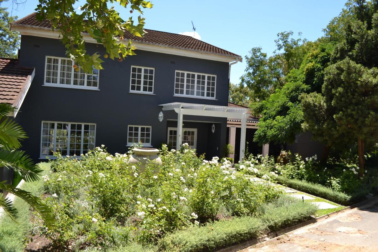The Garden Shed Guest House Wellington Exteriör bild